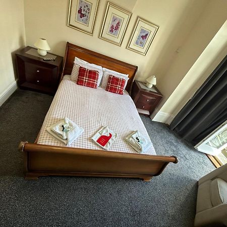 The Lyndhurst Guest House Γκρέιτ Γιάρμουθ Εξωτερικό φωτογραφία