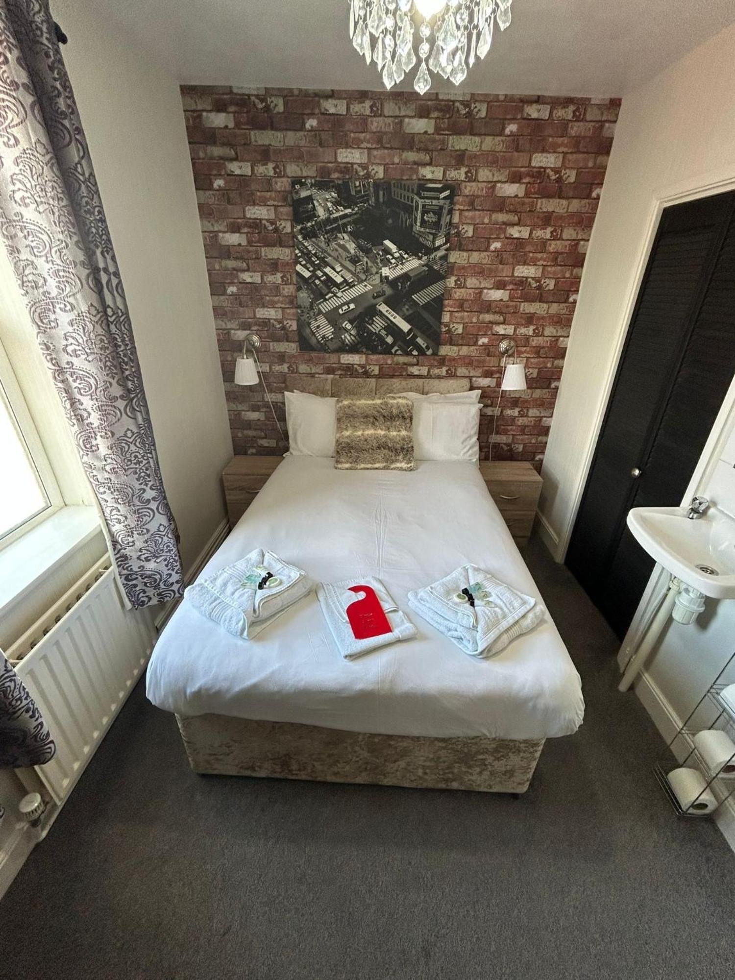 The Lyndhurst Guest House Γκρέιτ Γιάρμουθ Εξωτερικό φωτογραφία
